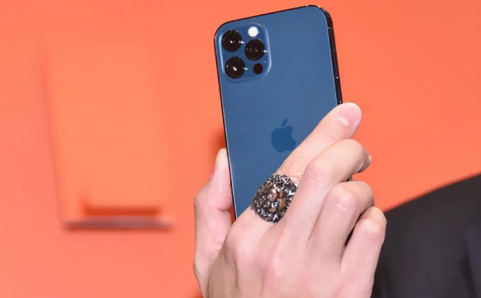 丹江口苹果手机维修分享iPhone12系列重启方法教程 